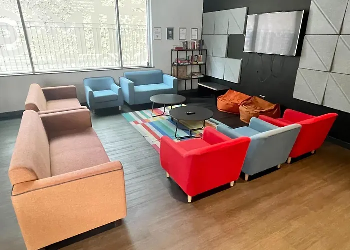 Joivy Affordable Thomas Street - Adults Only *