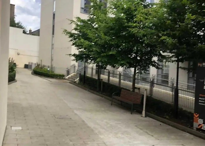 Joivy Affordable Thomas Street - Adults Only Apartment *