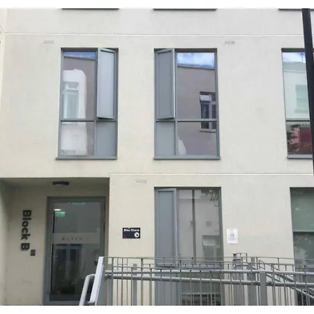 Apartment Joivy Affordable Thomas Street - Adults Only *