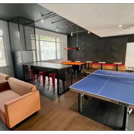 Apartment Joivy Affordable Thomas Street - Adults Only Dublin