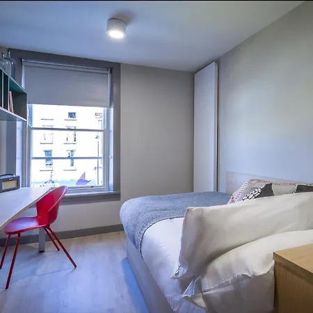 Joivy Affordable Thomas Street - Adults Only Appartement *